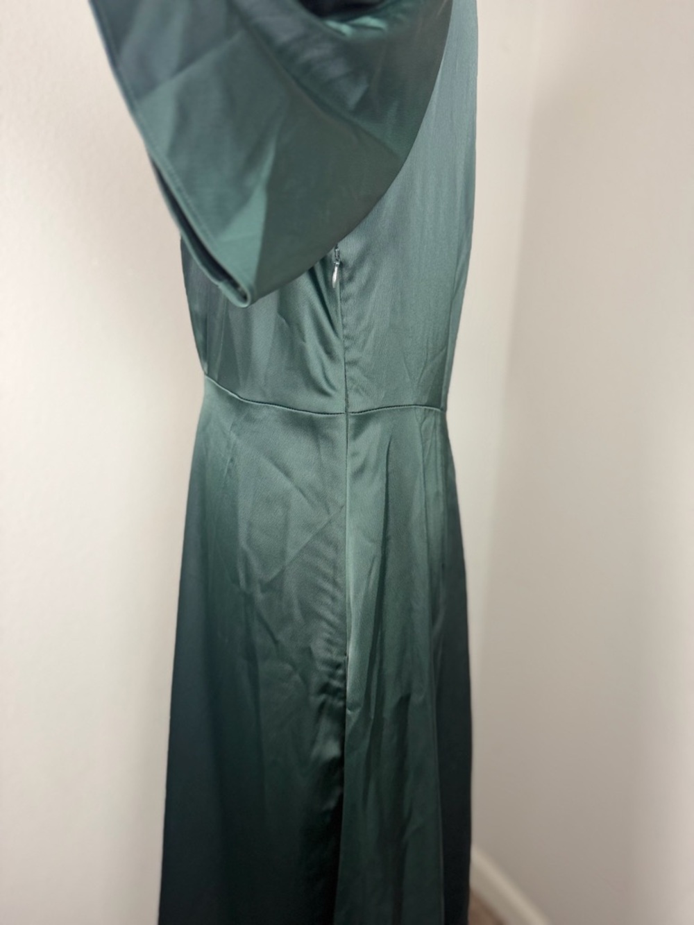 Banana Republic Emerald Green Satin Dress Size 8 Midi Flutter Sleeve Elegant NWT - Picture 5 of 15